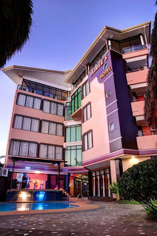 Jaimee'S Hotel, Resort And Restaurant Maasin  Eksteriør billede