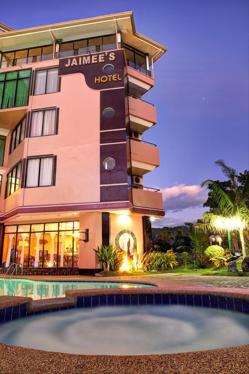 Jaimee'S Hotel, Resort And Restaurant Maasin  Eksteriør billede